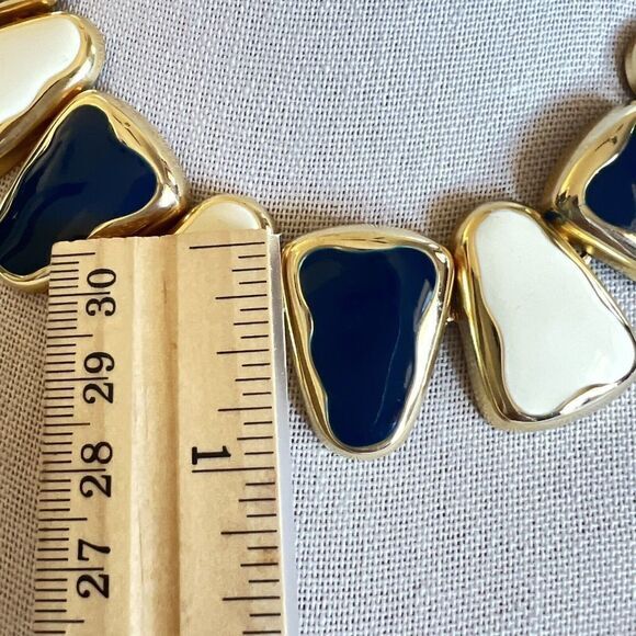 Vintage Navy Enamel Gold Triangle Link Necklace 16 in - Picture 9 of 10